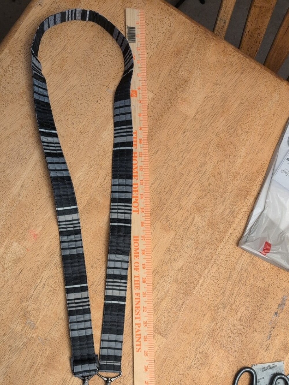 Lug Love Stripe Black Adjustable Black & Gray Patterned Strap for Bags - Picture 2 of 3